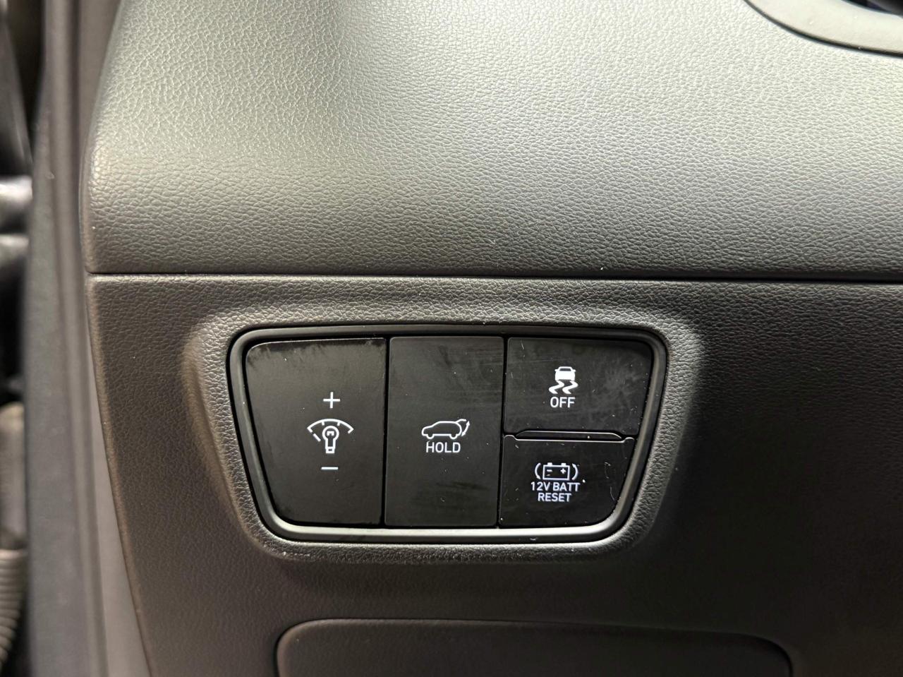 2022 Hyundai Tucson LUXURY   AWD   HYBRID   NO ACCIDENT Photo