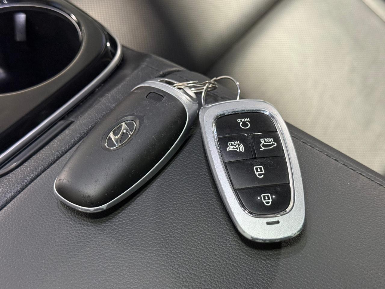 2022 Hyundai Tucson LUXURY   AWD   HYBRID   NO ACCIDENT Photo