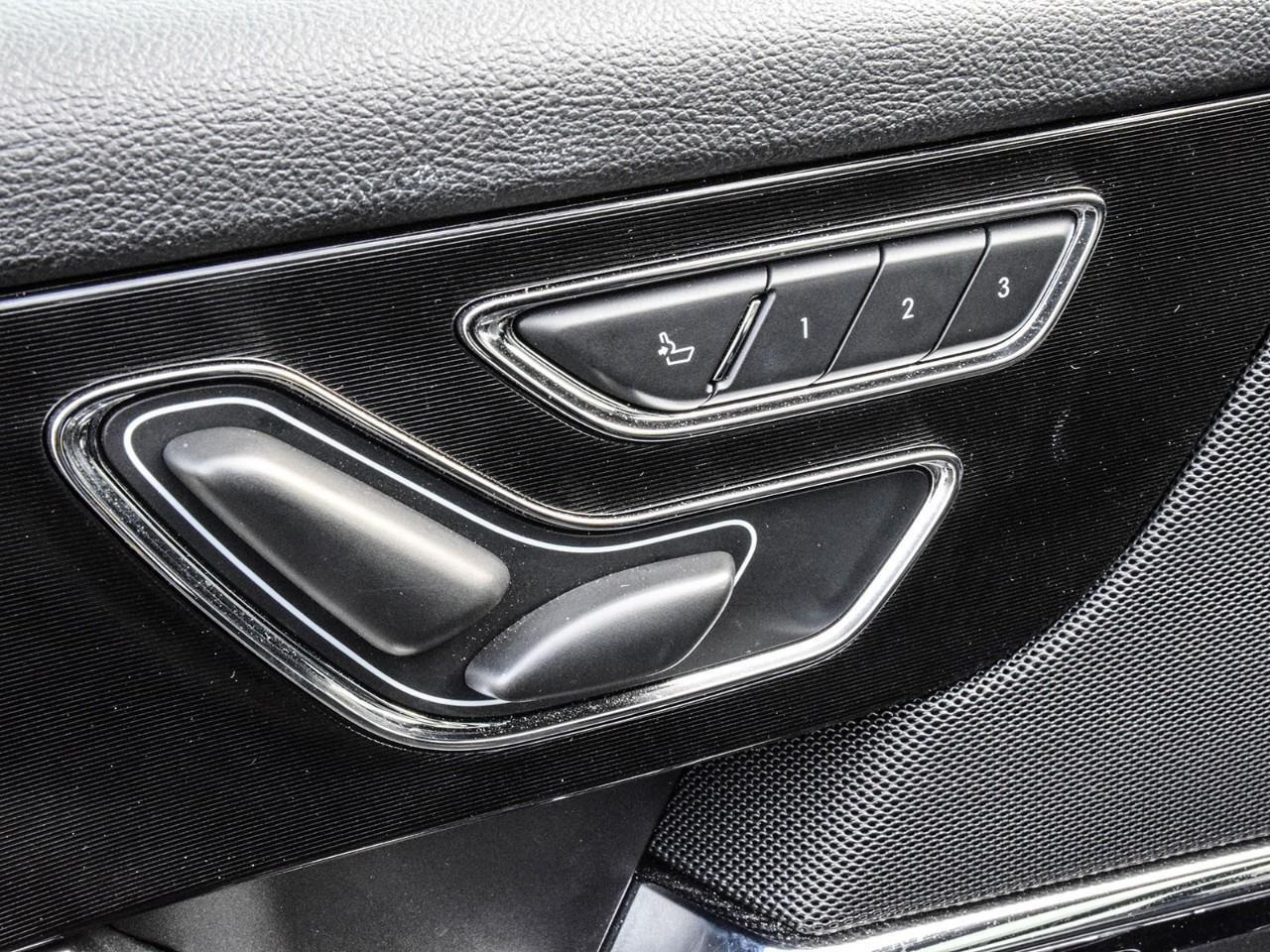 2021 Lincoln Corsair Reserve Heated and Cooled Seats   BLIS Photo