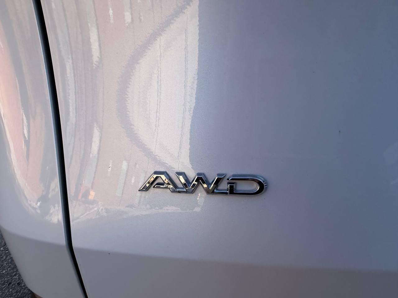 2024 Toyota Grand Highlander XLE AWD Photo