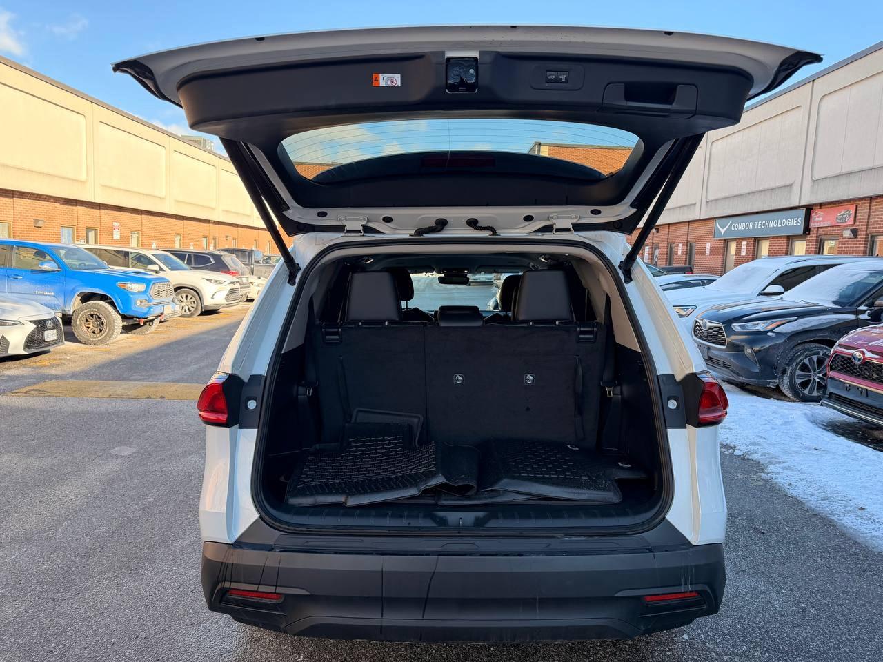 2024 Toyota Grand Highlander XLE AWD Photo