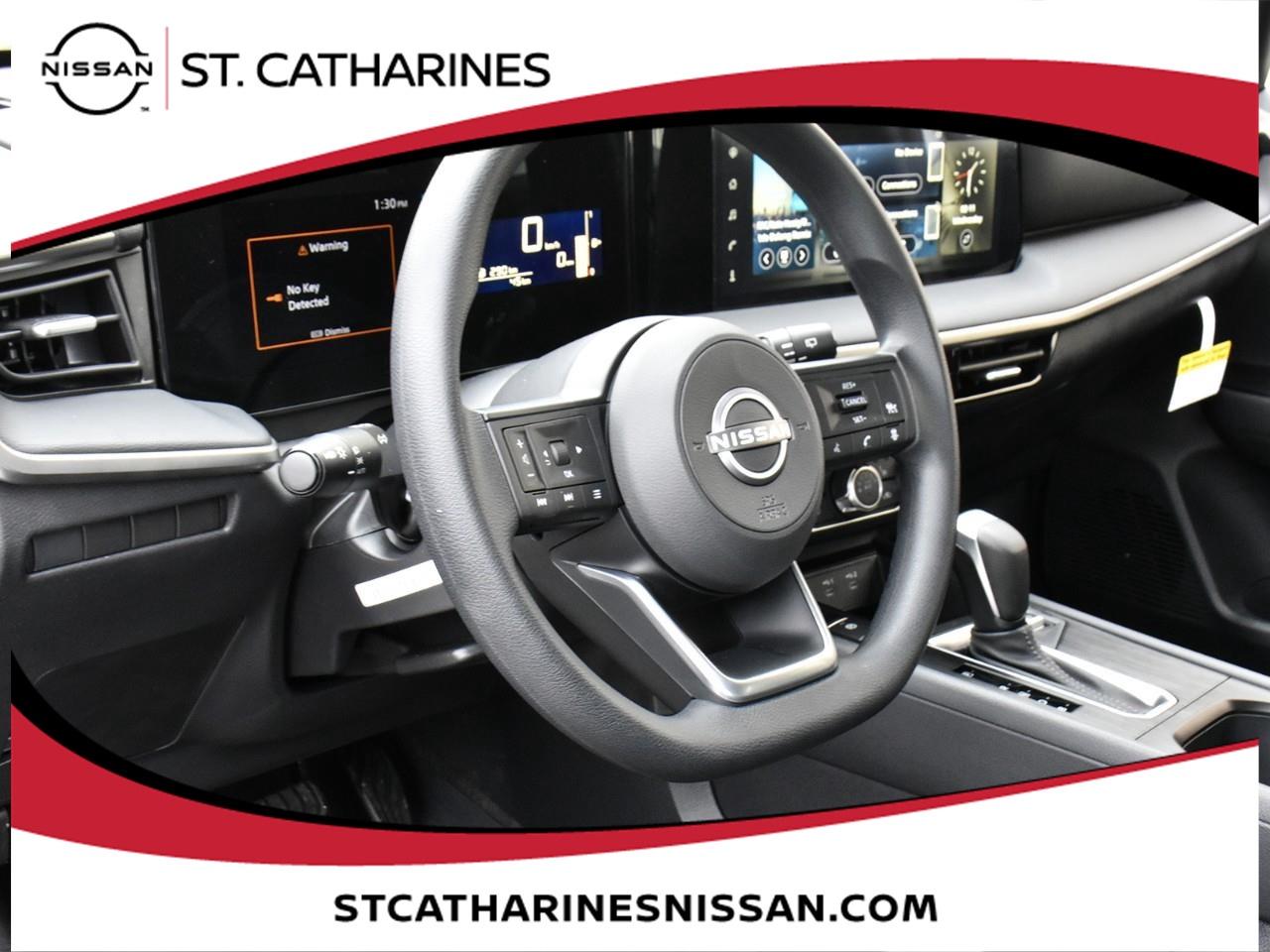 2025 Nissan Kicks S Photo