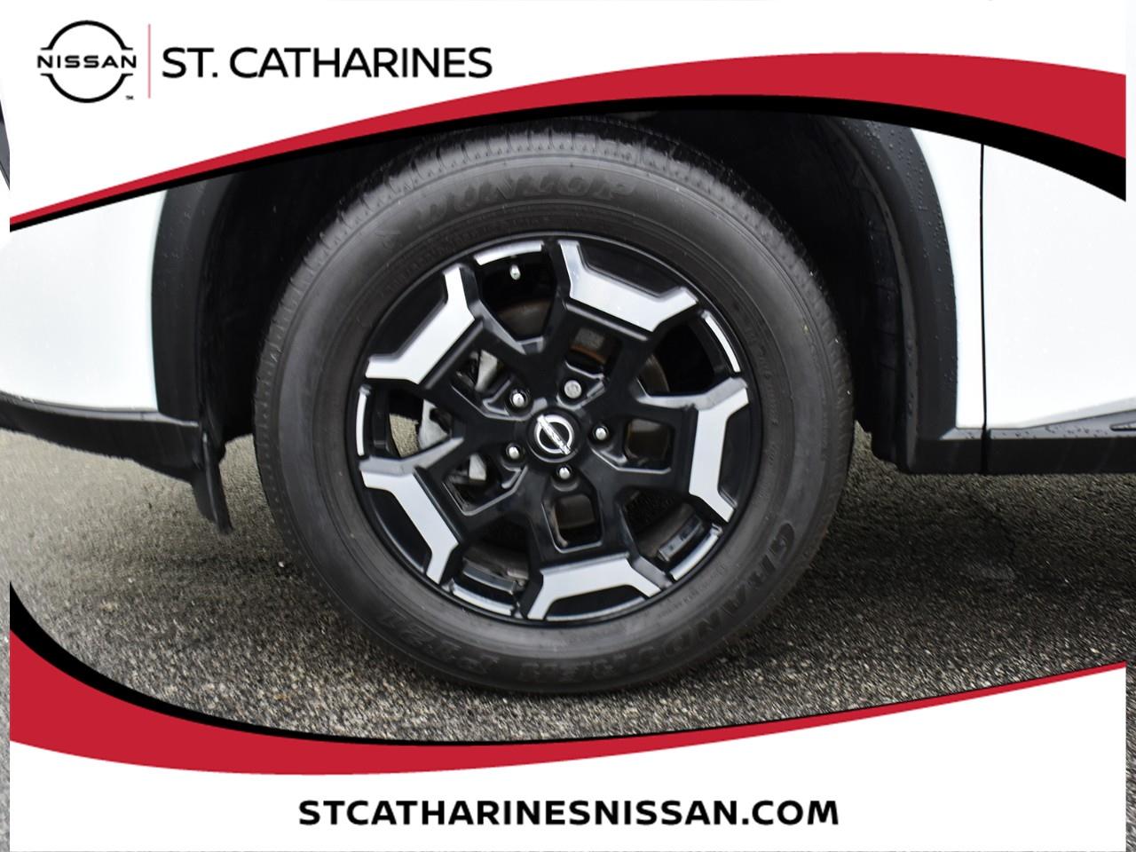 2025 Nissan Rogue Midnight Edition Photo