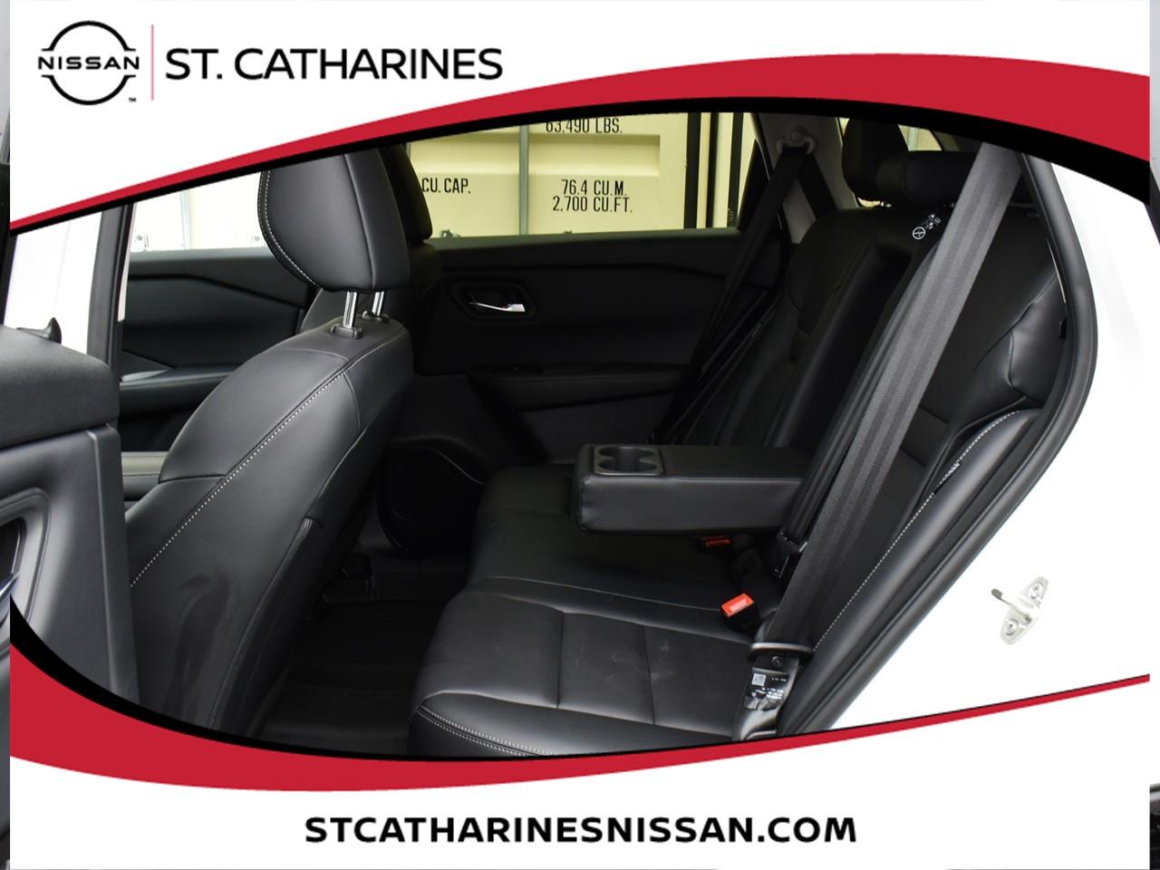 2025 Nissan Rogue Midnight Edition Photo