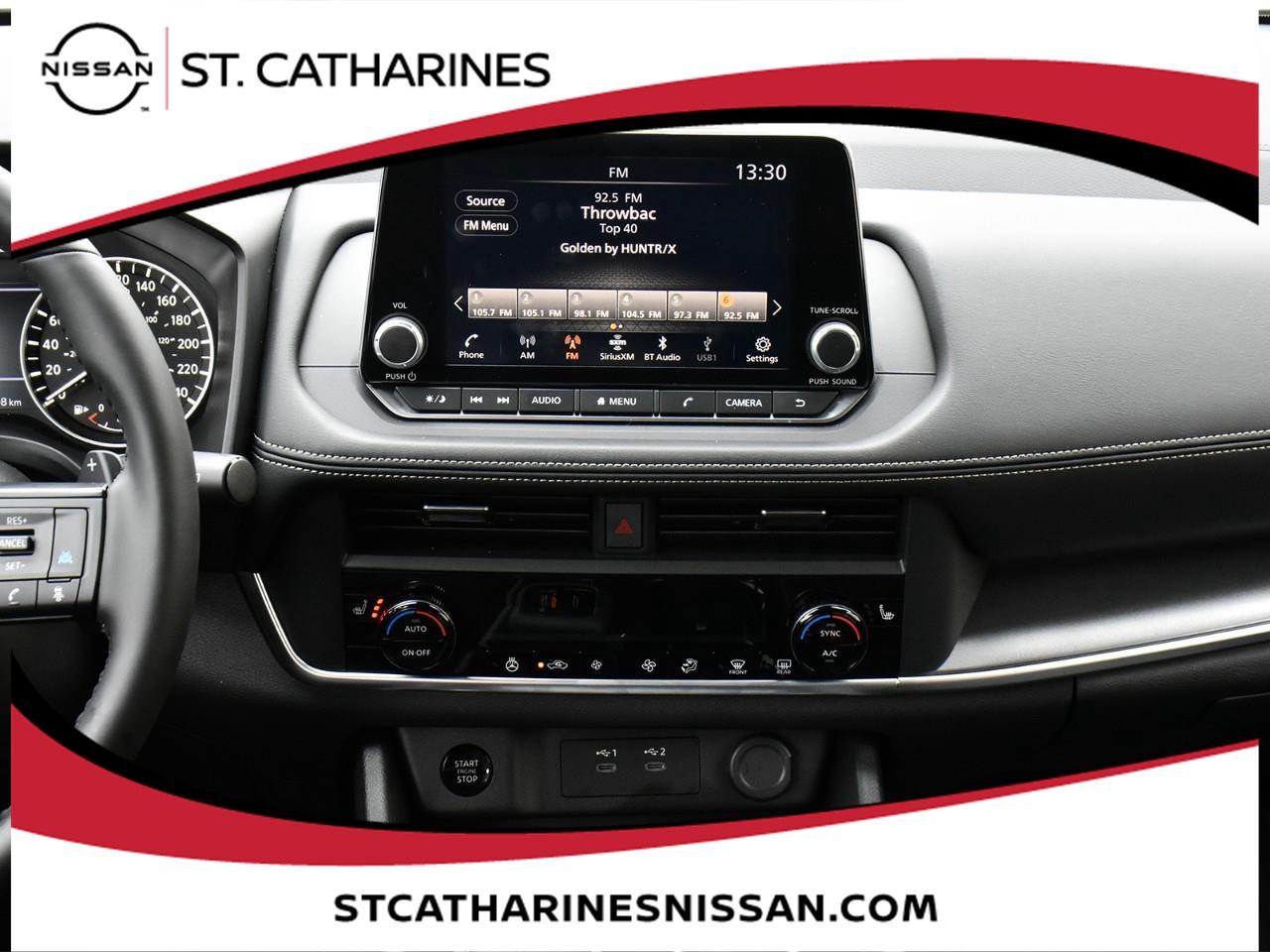 2025 Nissan Rogue Midnight Edition Photo