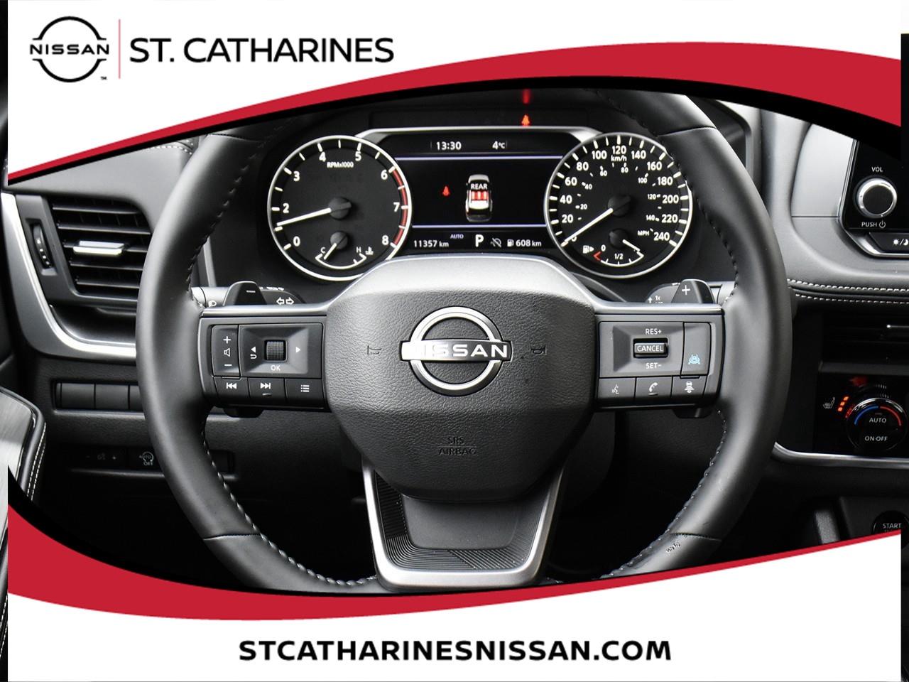 2025 Nissan Rogue Midnight Edition Photo