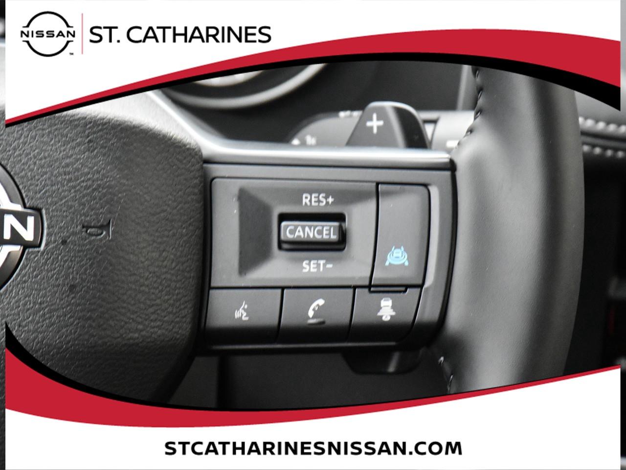 2025 Nissan Rogue Midnight Edition Photo