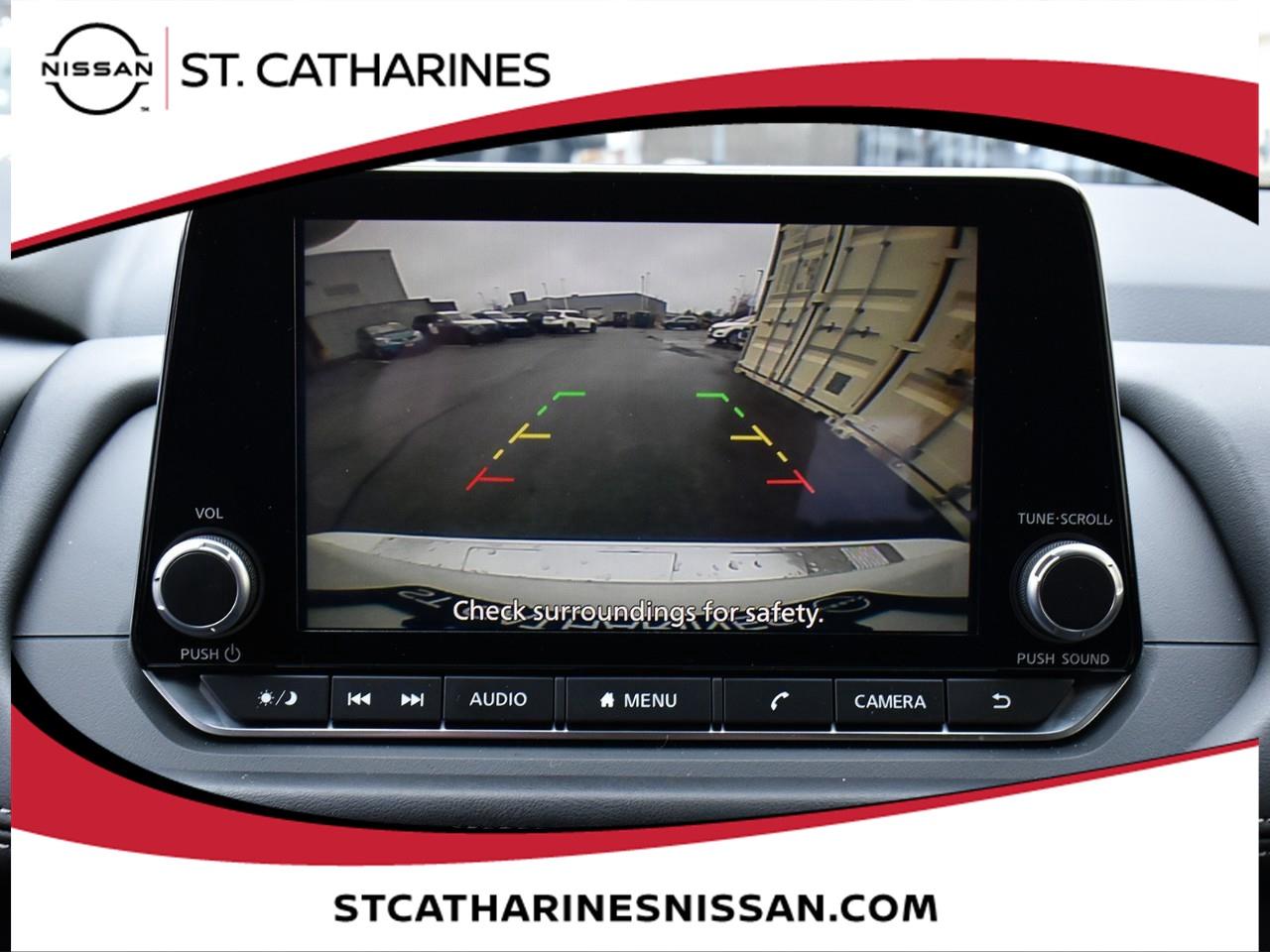 2025 Nissan Rogue Midnight Edition Photo