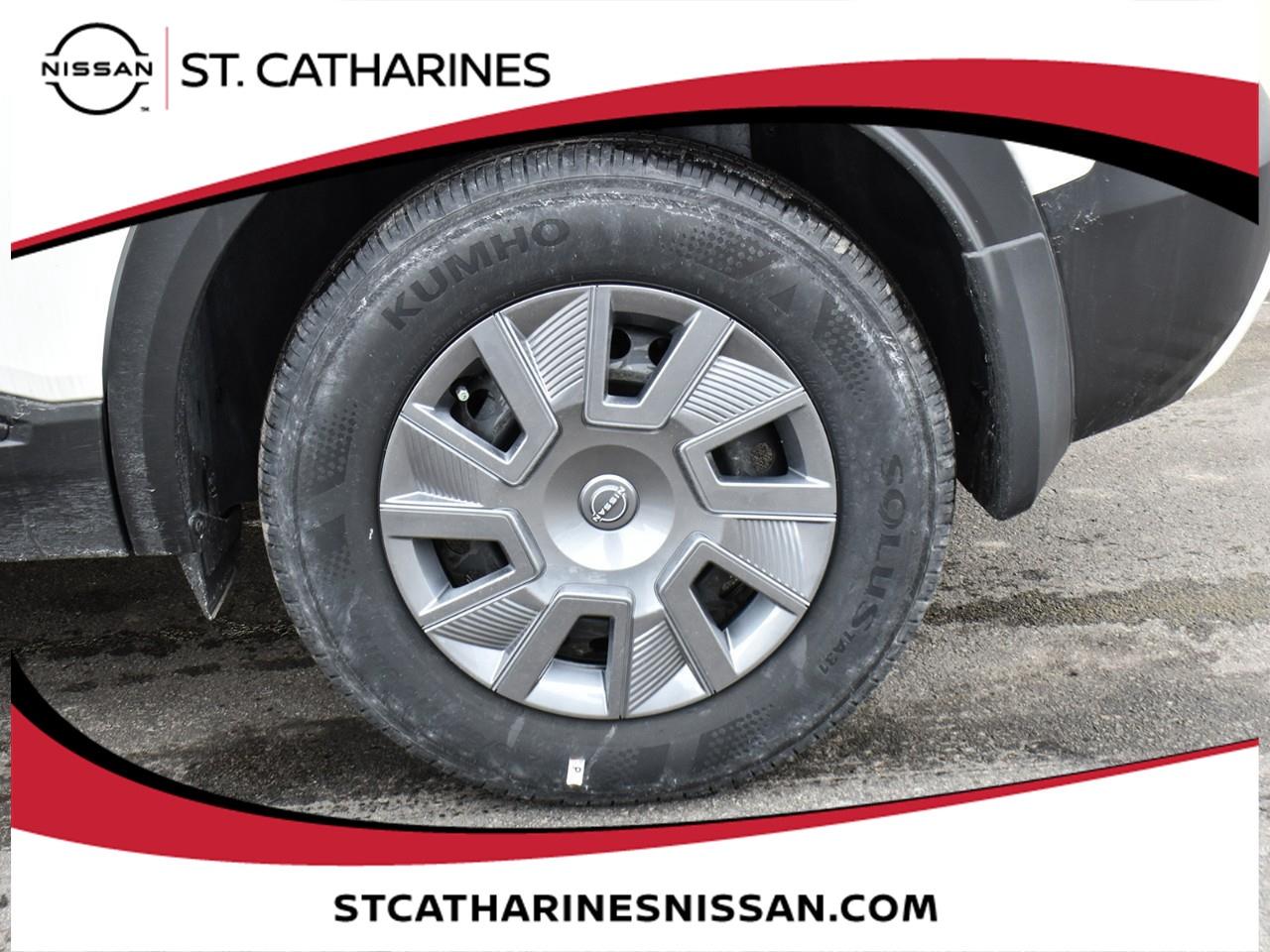 2025 Nissan Kicks S Photo