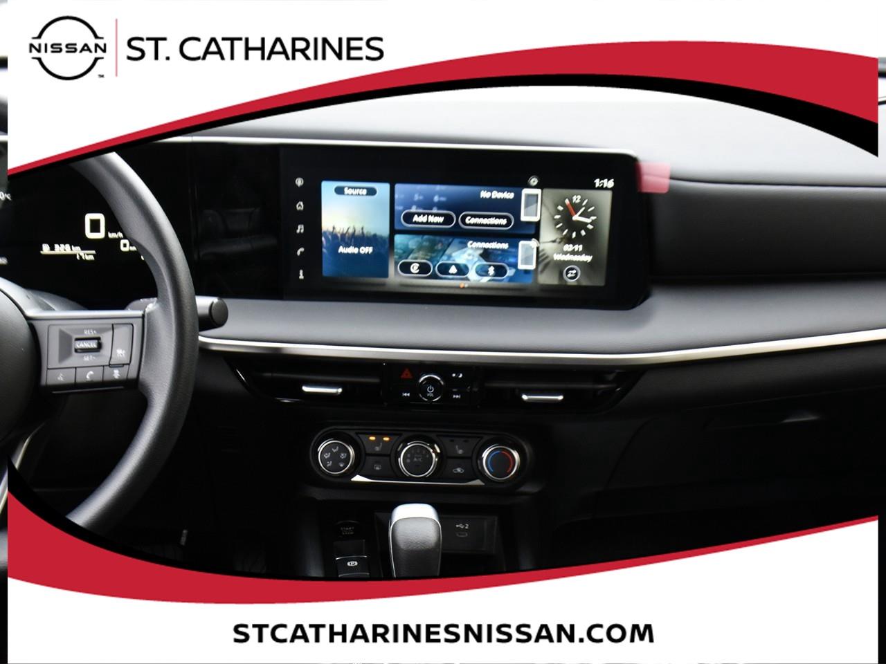 2025 Nissan Kicks S Photo