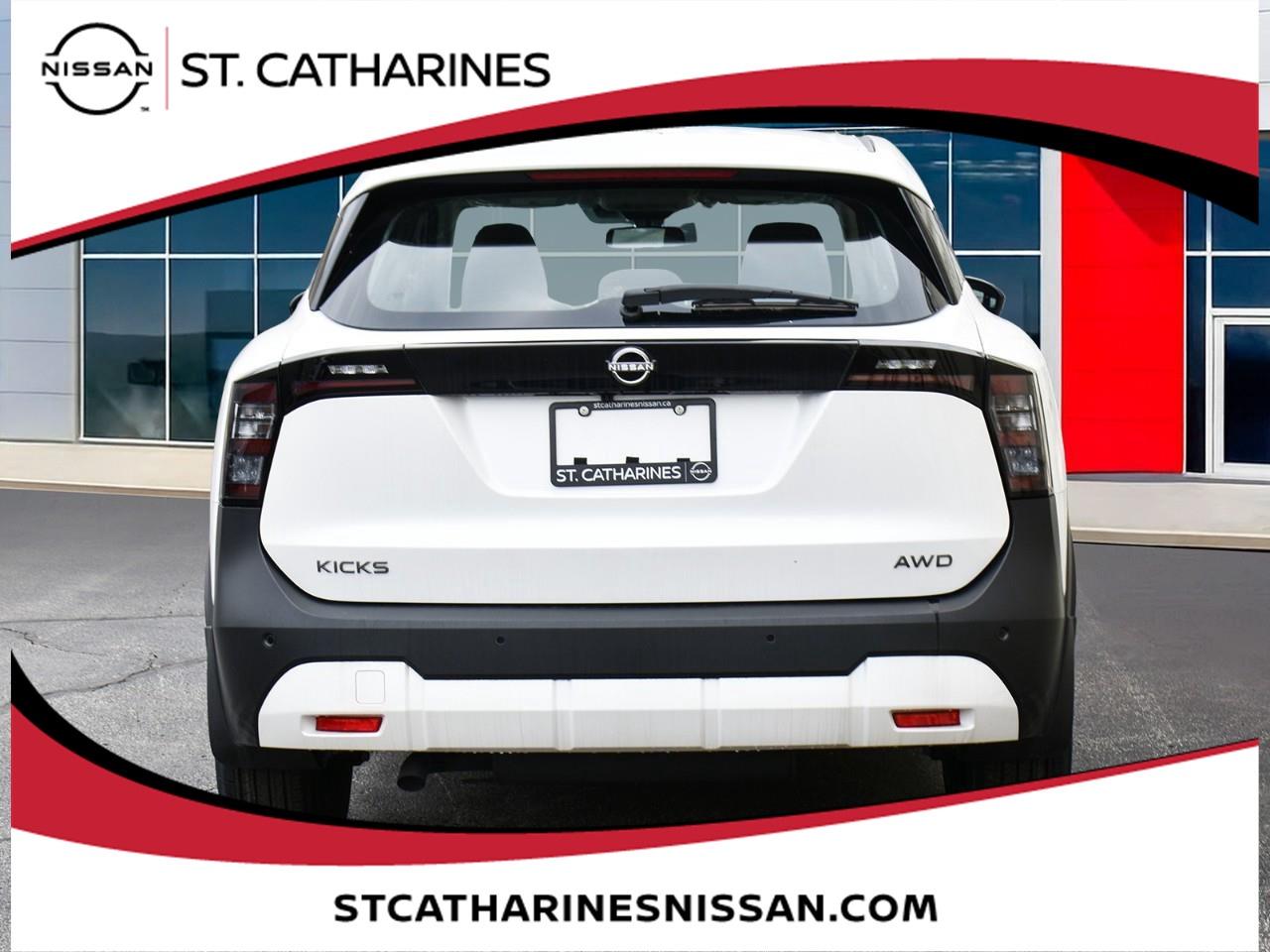 2025 Nissan Kicks S Photo