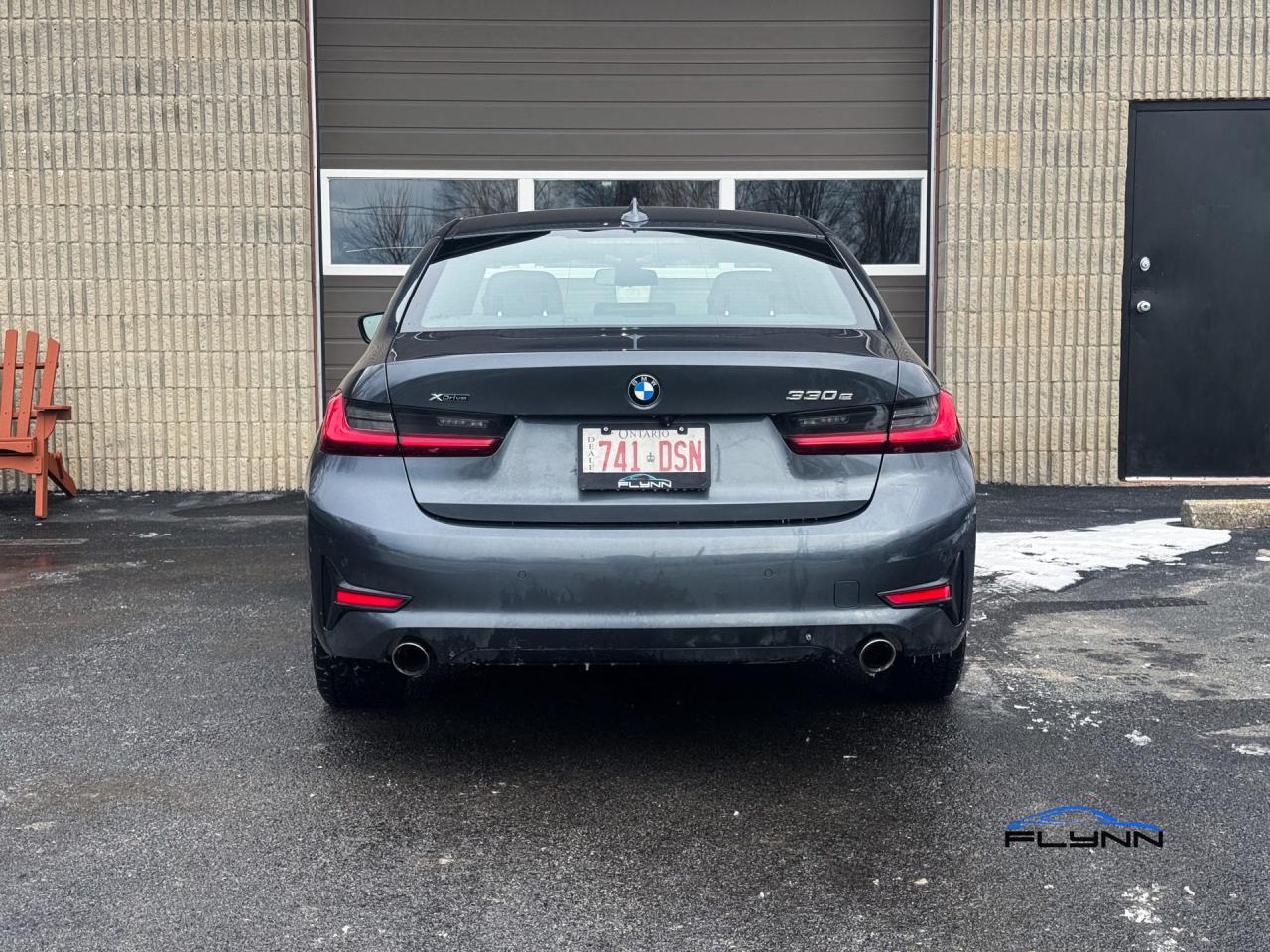 2021 BMW 3 Series 330e xDrive Plug-in Hybrid! Rare! Photo