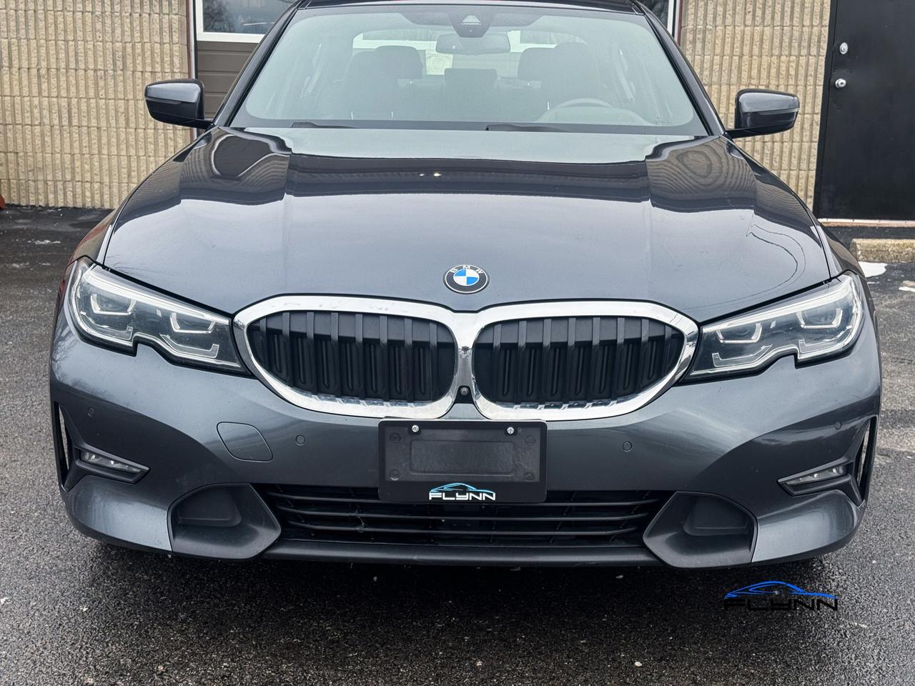 2021 BMW 3 Series 330e xDrive Plug-in Hybrid! Rare! Photo