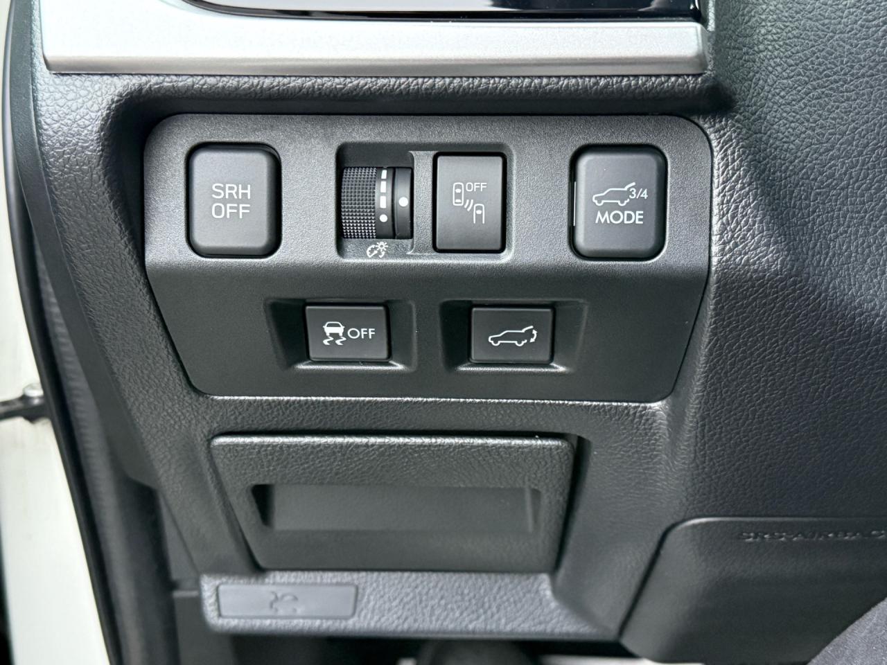 2017 Subaru Forester 2.0XT Limited w/Tech Pkg  ACCIDENT FREE 1-OWNER CE Photo