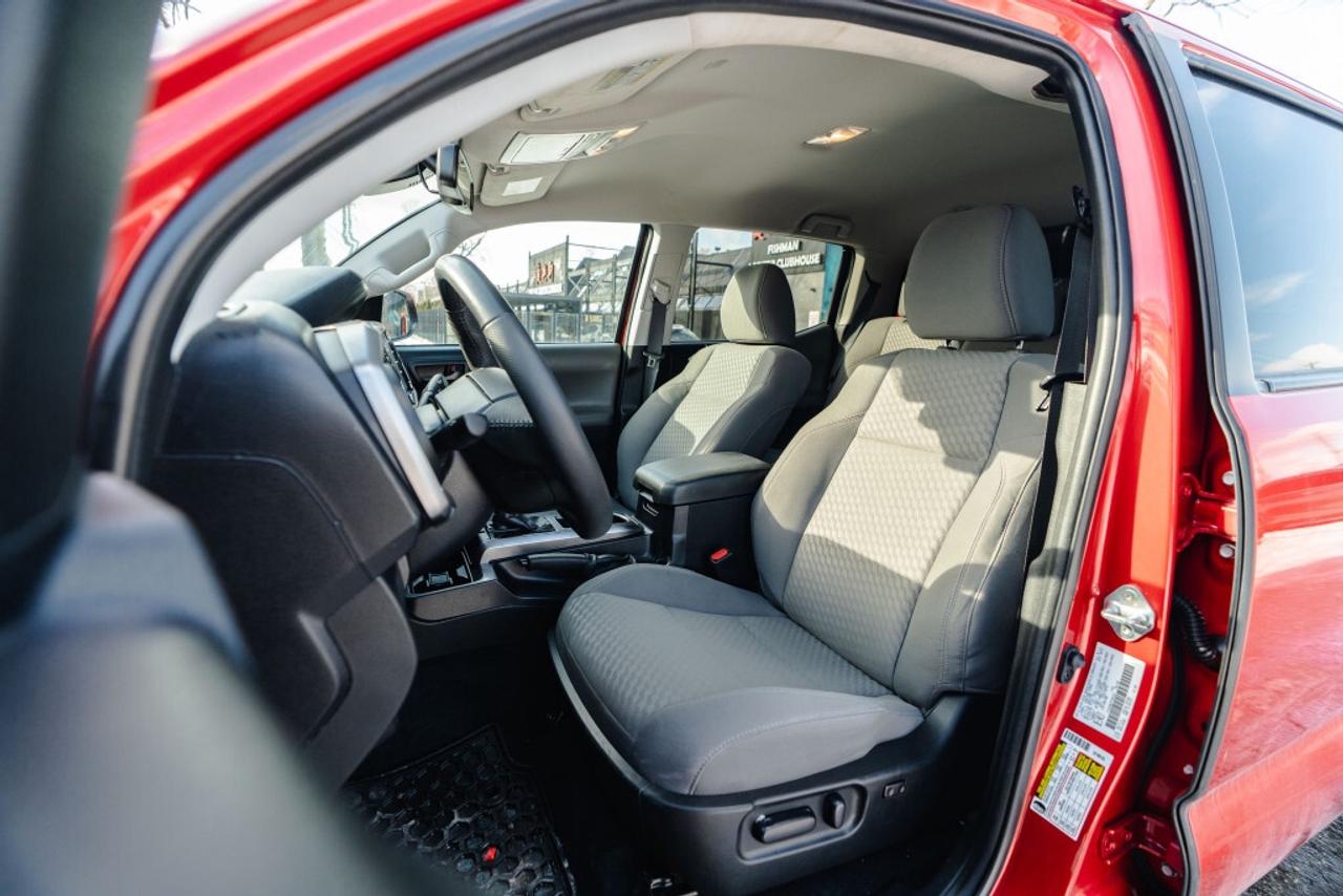 2023 Toyota Tacoma 4x4 Double Cab Automatic Photo