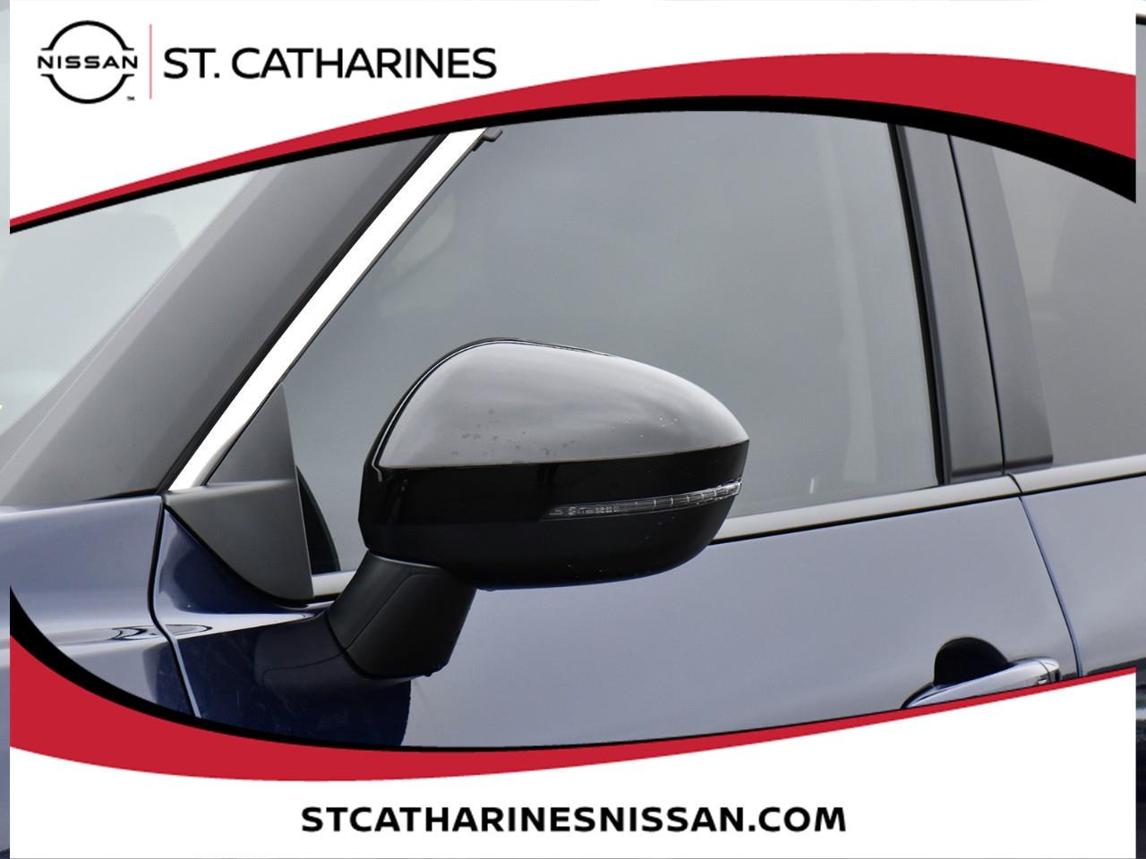 2025 Nissan Rogue Midnight Edition Photo