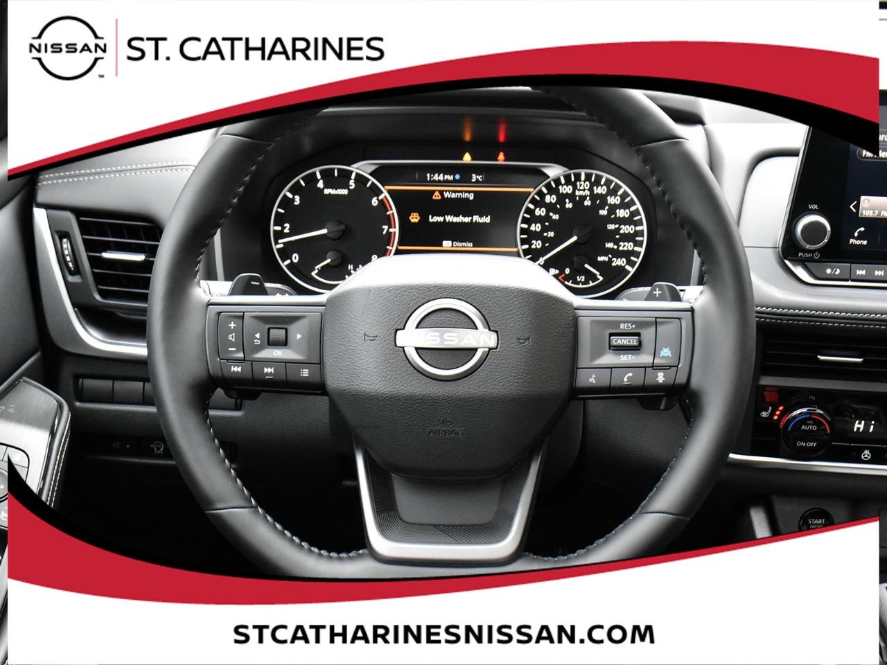 2025 Nissan Rogue Midnight Edition Photo