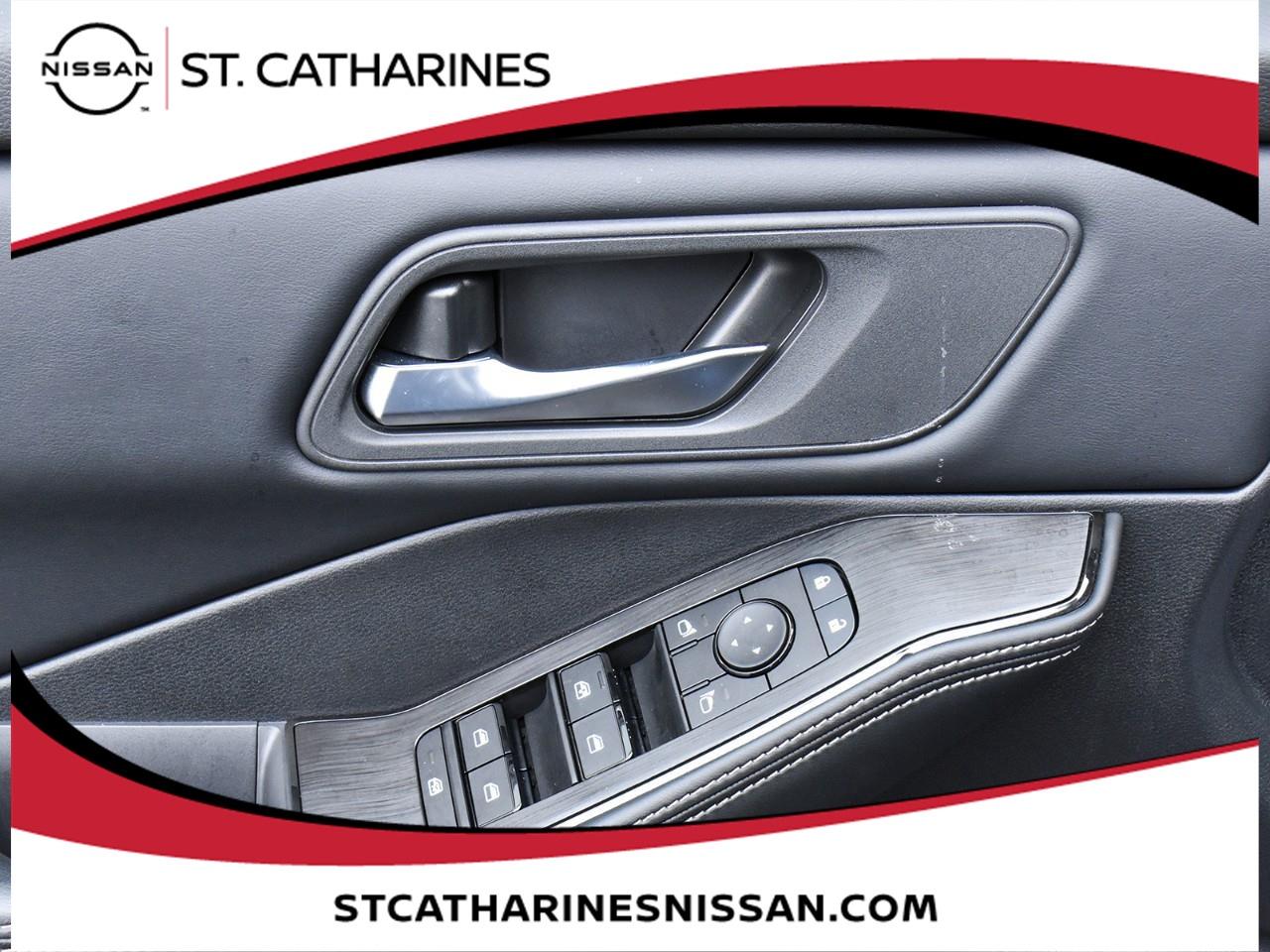 2025 Nissan Rogue Midnight Edition Photo