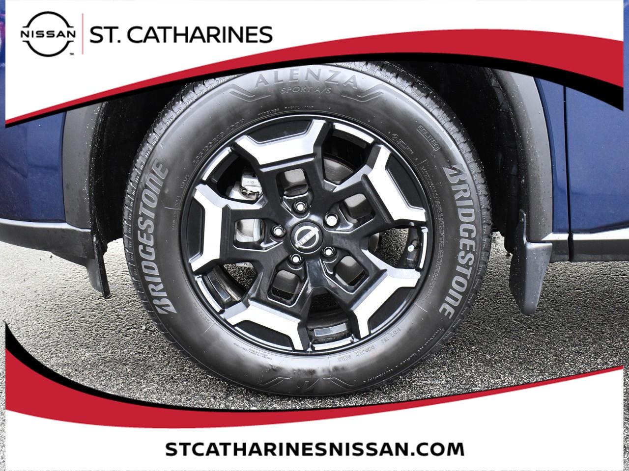 2025 Nissan Rogue Midnight Edition Photo