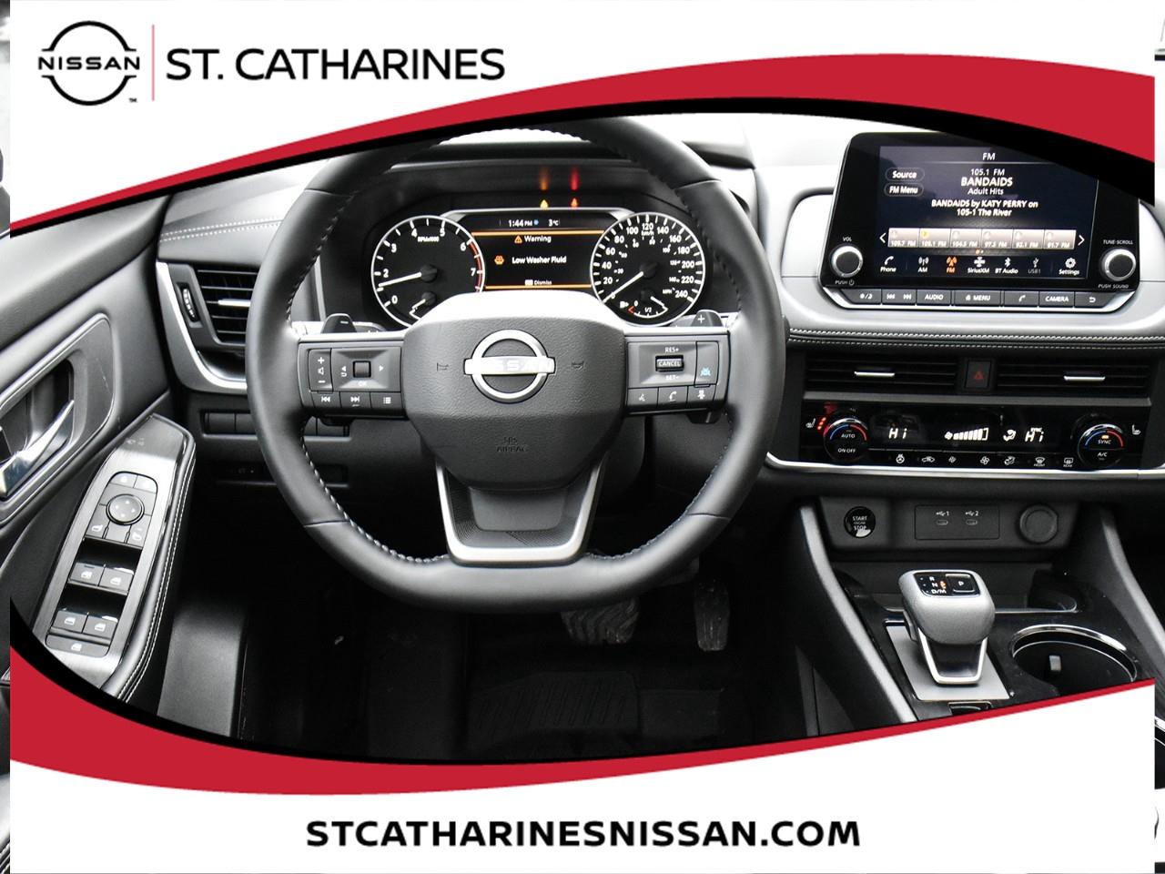 2025 Nissan Rogue Midnight Edition Photo