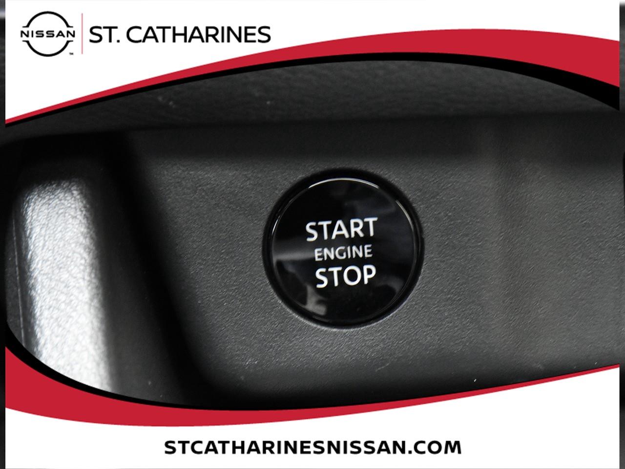 2025 Nissan Rogue Midnight Edition Photo