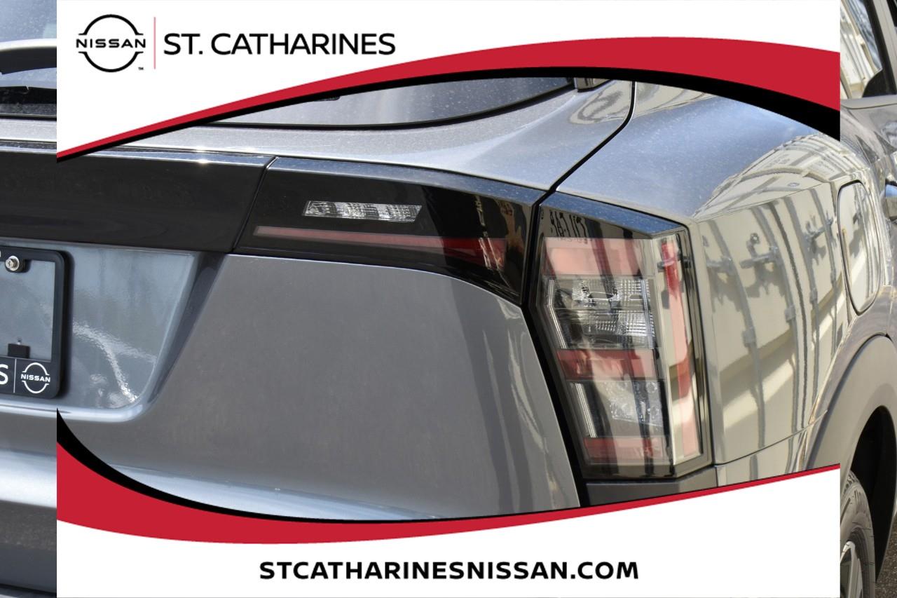 2025 Nissan Kicks SV Photo