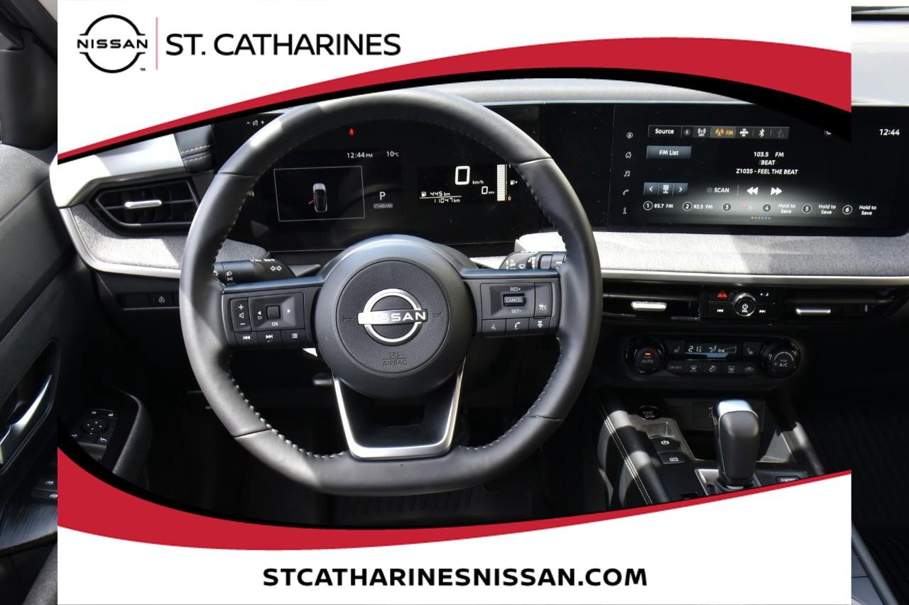 2025 Nissan Kicks SV Photo