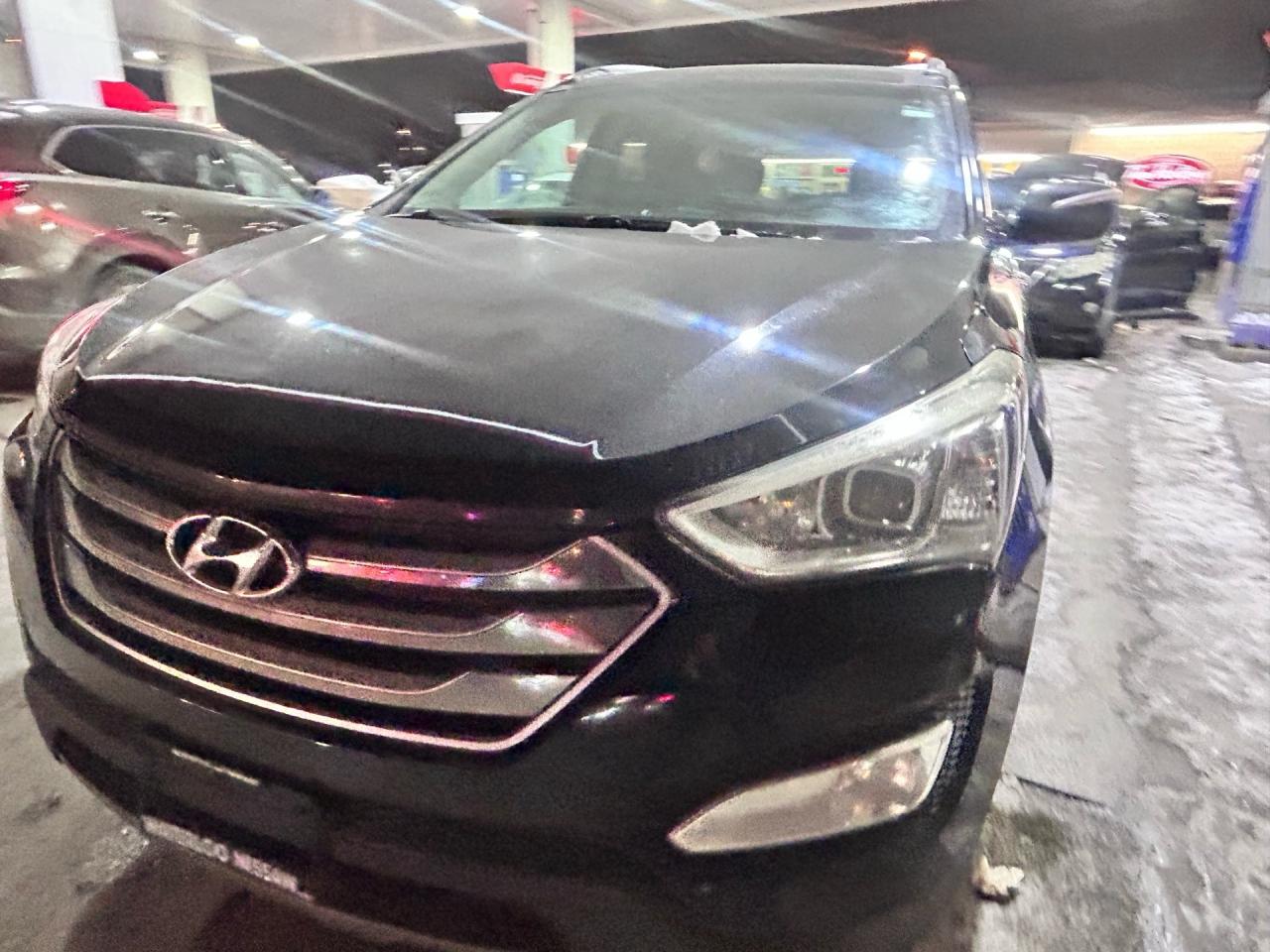 2016 Hyundai Santa Fe Sport AWD 4dr 2.4L Luxury Photo2