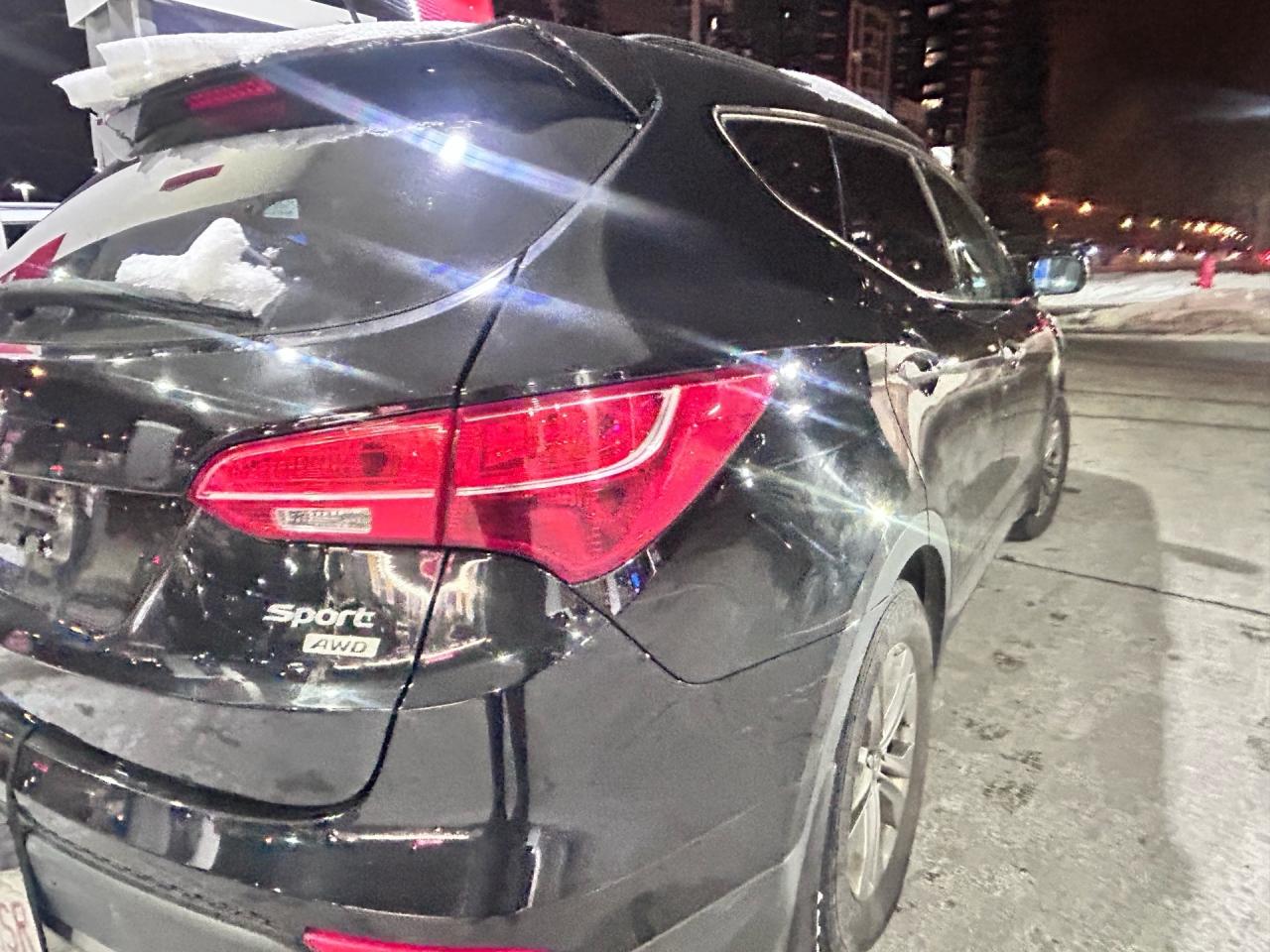 2016 Hyundai Santa Fe Sport AWD 4dr 2.4L Luxury Photo4