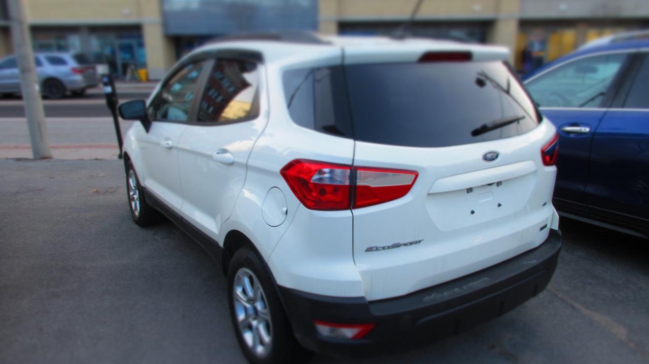 2019 Ford EcoSport SE Front-Wheel Drive Sport Utility Photo4