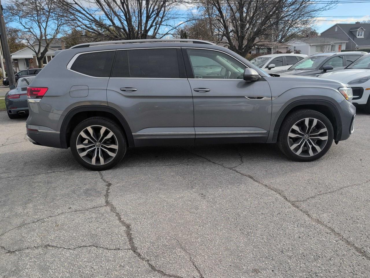 2022 Volkswagen Atlas Execline 3.6 FSI 4MOTION Photo3