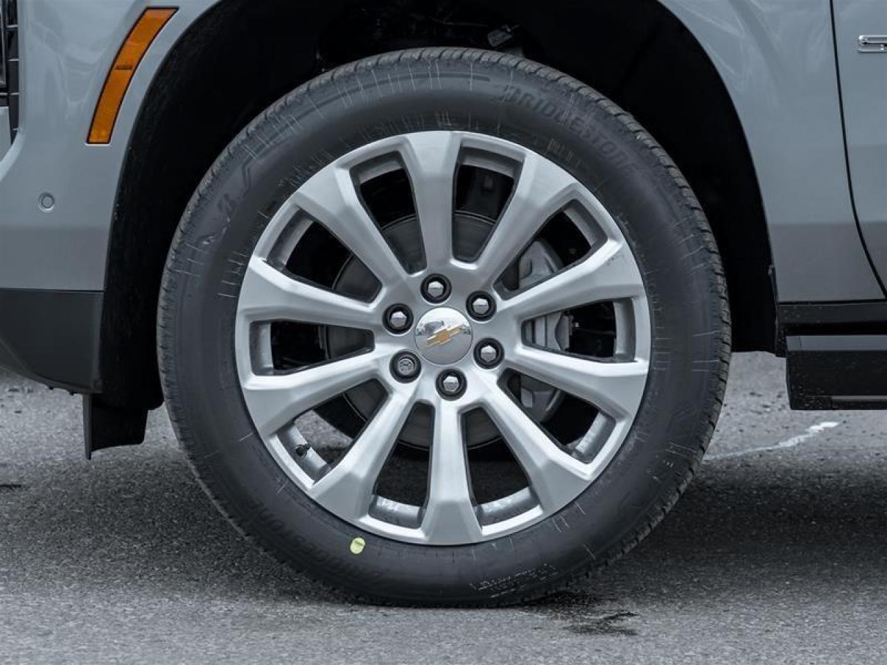 2025 Chevrolet Suburban Premier 4dr 4x4 Photo