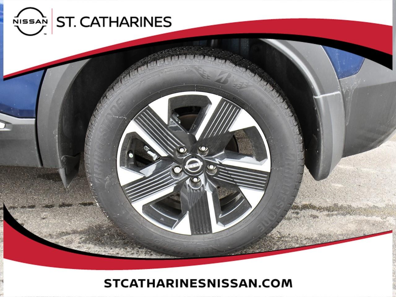 2025 Nissan Kicks SV Photo