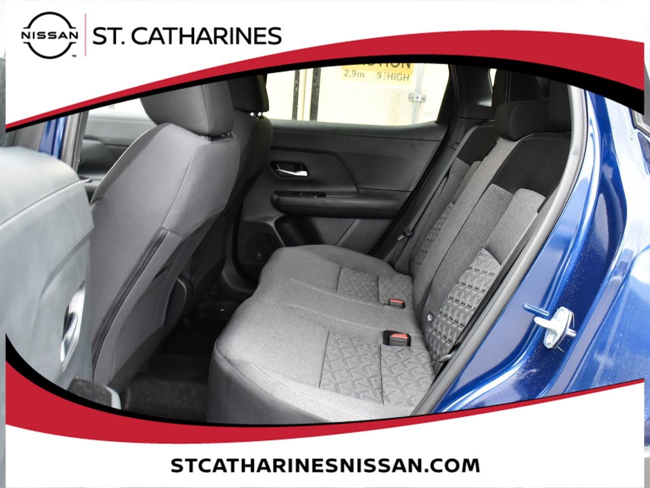 2025 Nissan Kicks SV Photo