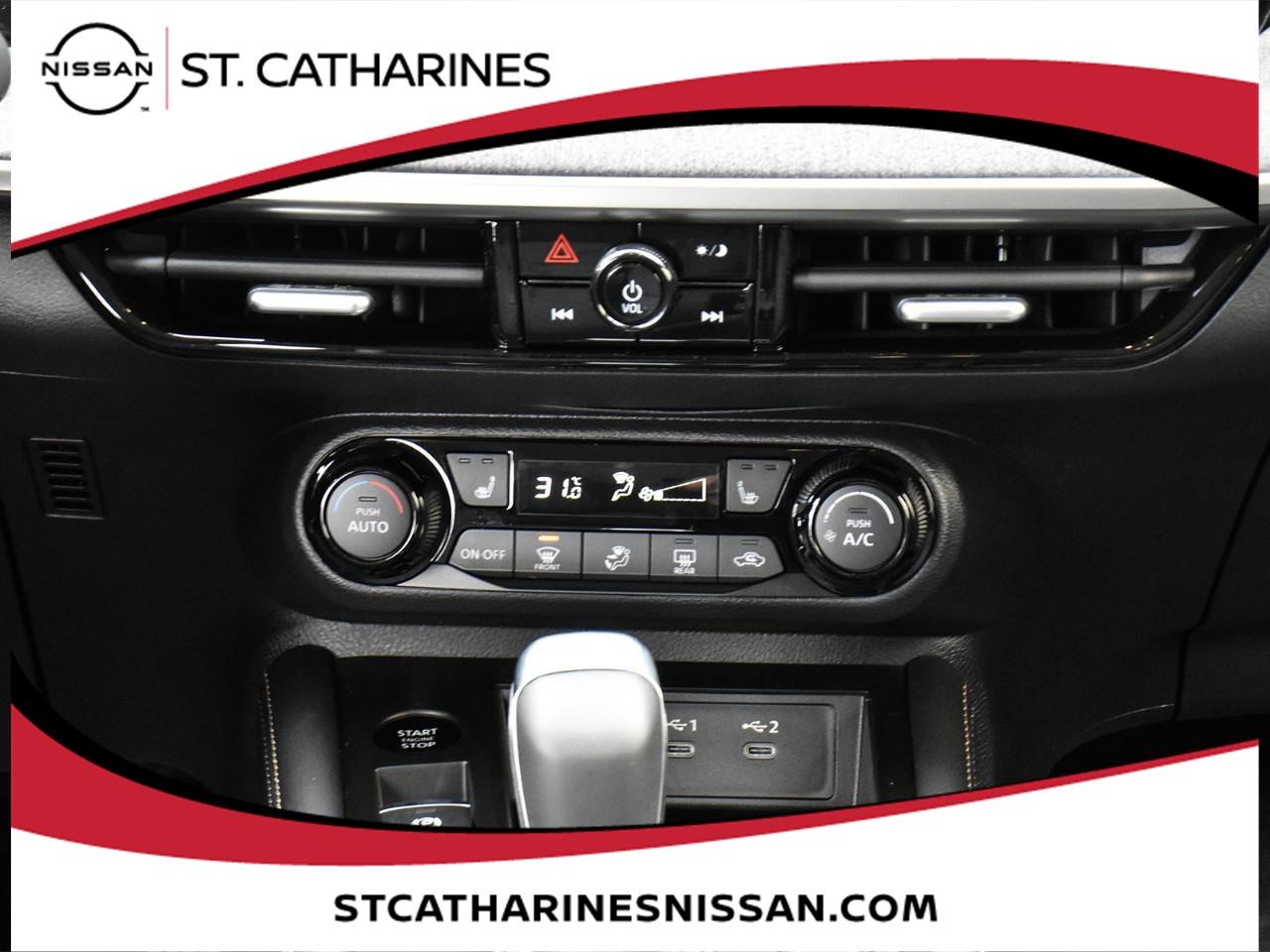 2025 Nissan Kicks SV Photo