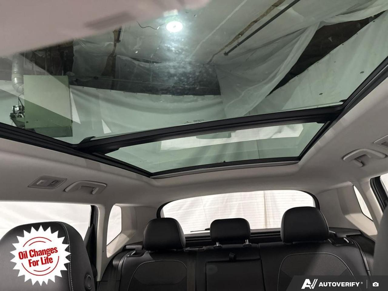 2022 Volkswagen Taos Comfortline 4Motion Photo