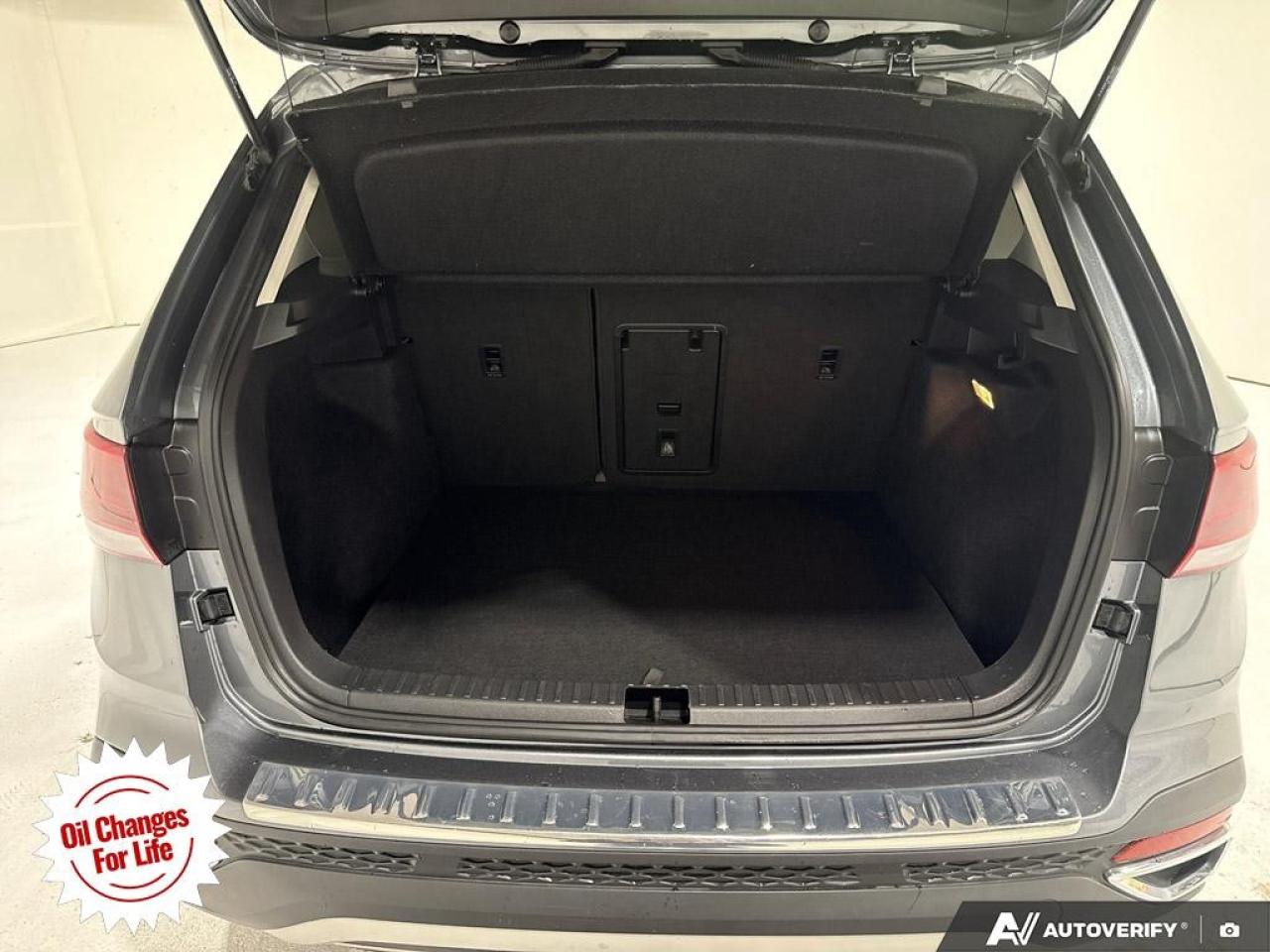 2022 Volkswagen Taos Comfortline 4Motion Photo