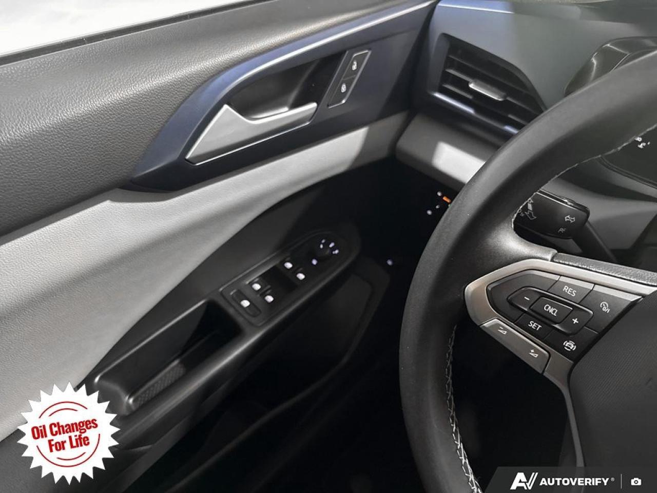 2022 Volkswagen Taos Comfortline 4Motion Photo