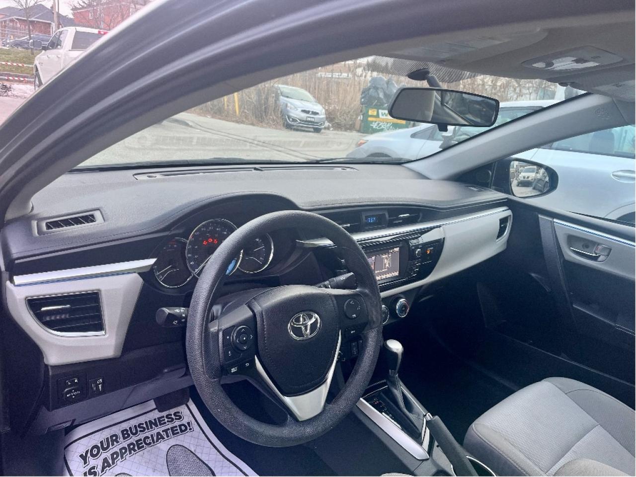 2015 Toyota Corolla ONE OWNER CERTIFIED Photo