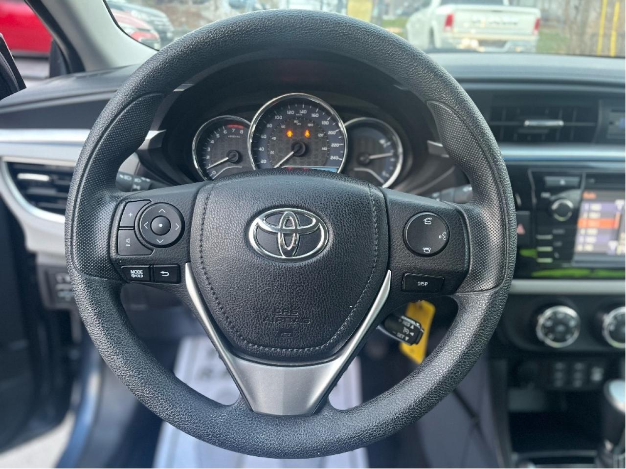 2015 Toyota Corolla ONE OWNER CERTIFIED Photo
