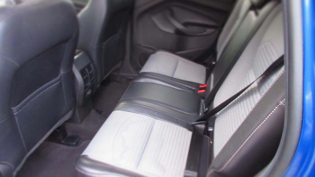 2019 Ford Escape SE 4dr 4x4 Photo