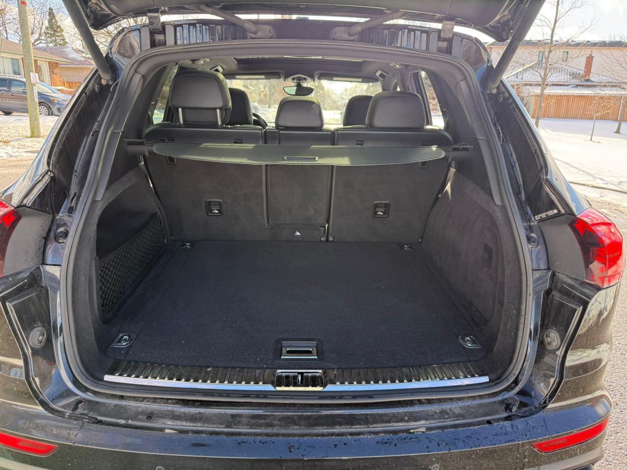 2015 Porsche Cayenne S - AWD - UPGRADED WHEEL PACKAGE - BOSE SOUND SYST Photo