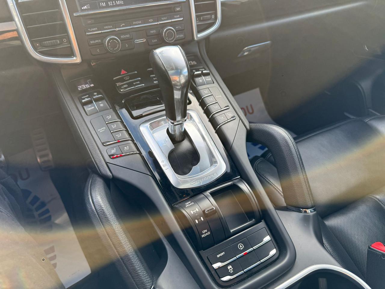 2015 Porsche Cayenne S - AWD - UPGRADED WHEEL PACKAGE - BOSE SOUND SYST Photo