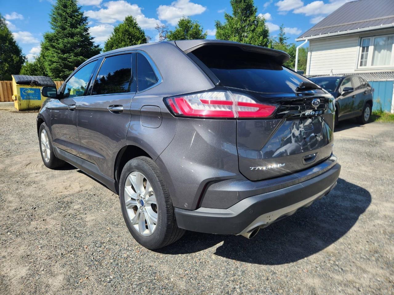 2021 Ford Edge TITANIUM 4DR ALL-WHEEL DRIVE Photo4