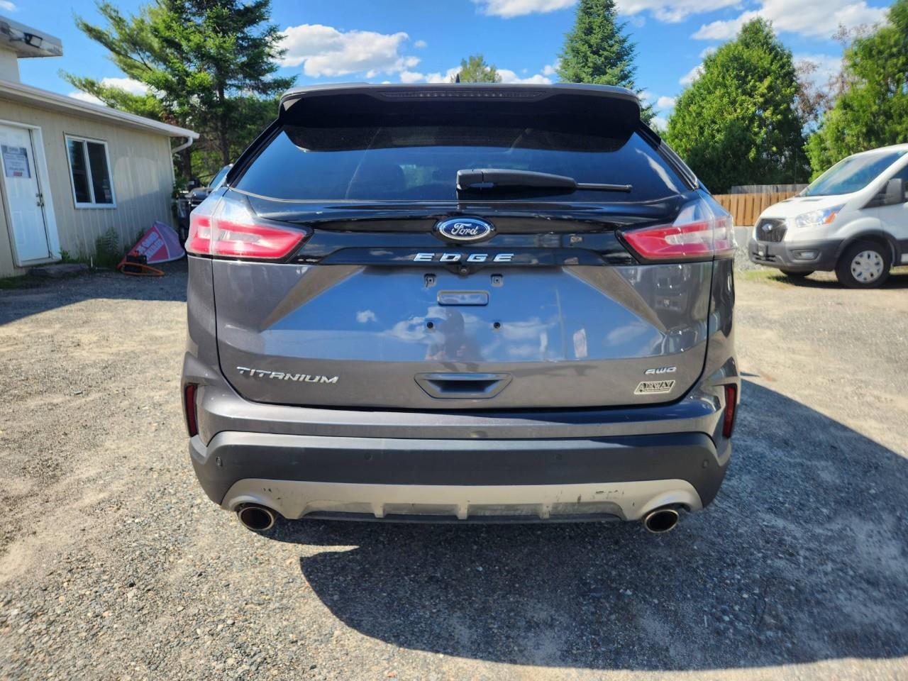 2021 Ford Edge TITANIUM 4DR ALL-WHEEL DRIVE Photo