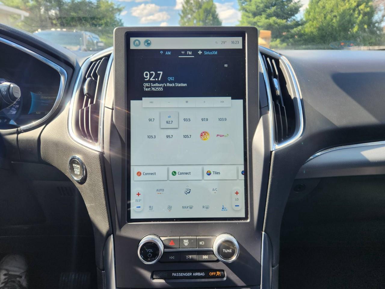 2021 Ford Edge TITANIUM 4DR ALL-WHEEL DRIVE Photo