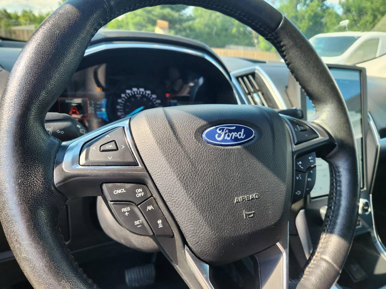 2021 Ford Edge TITANIUM 4DR ALL-WHEEL DRIVE Photo