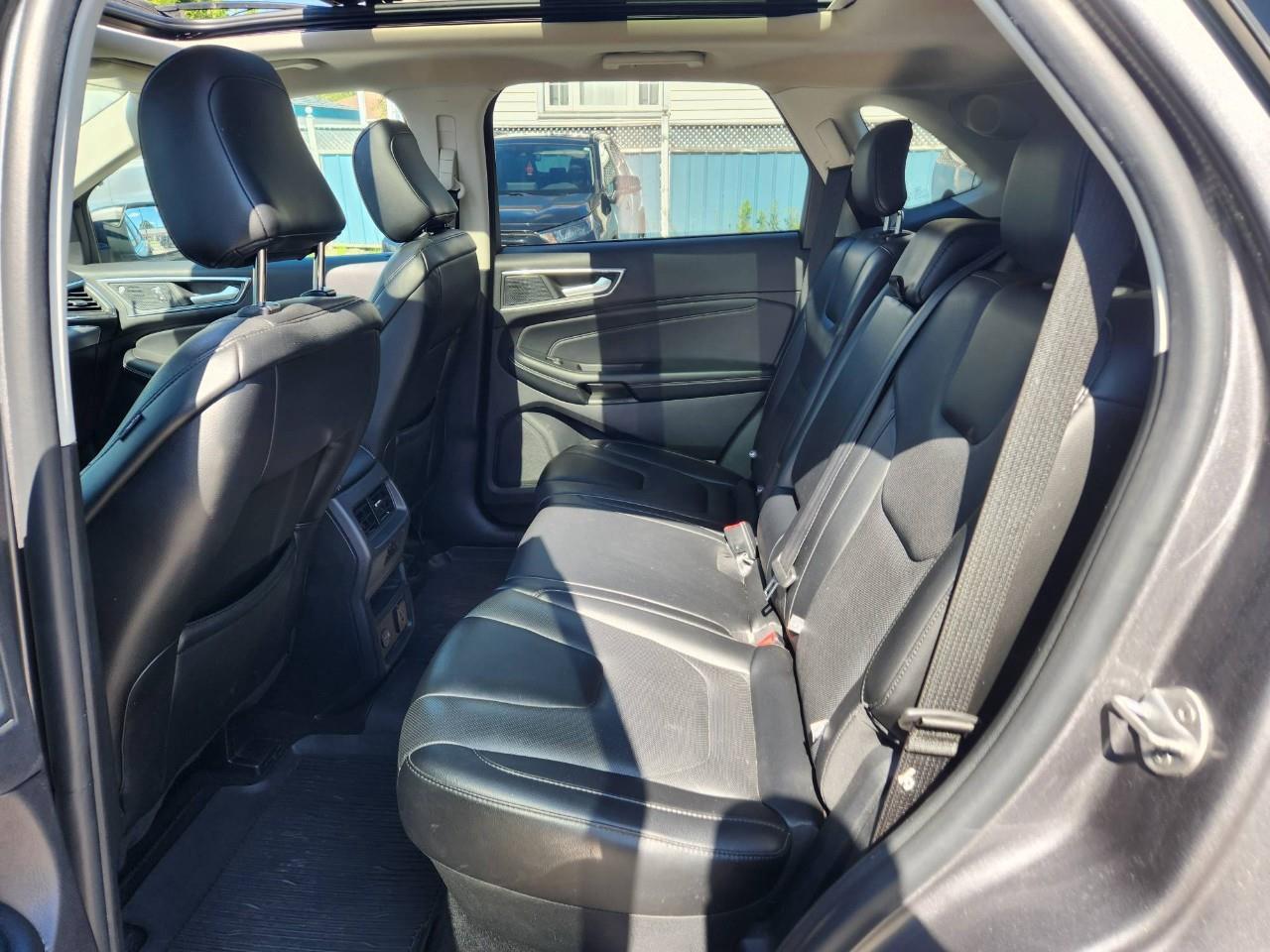 2021 Ford Edge TITANIUM 4DR ALL-WHEEL DRIVE Photo