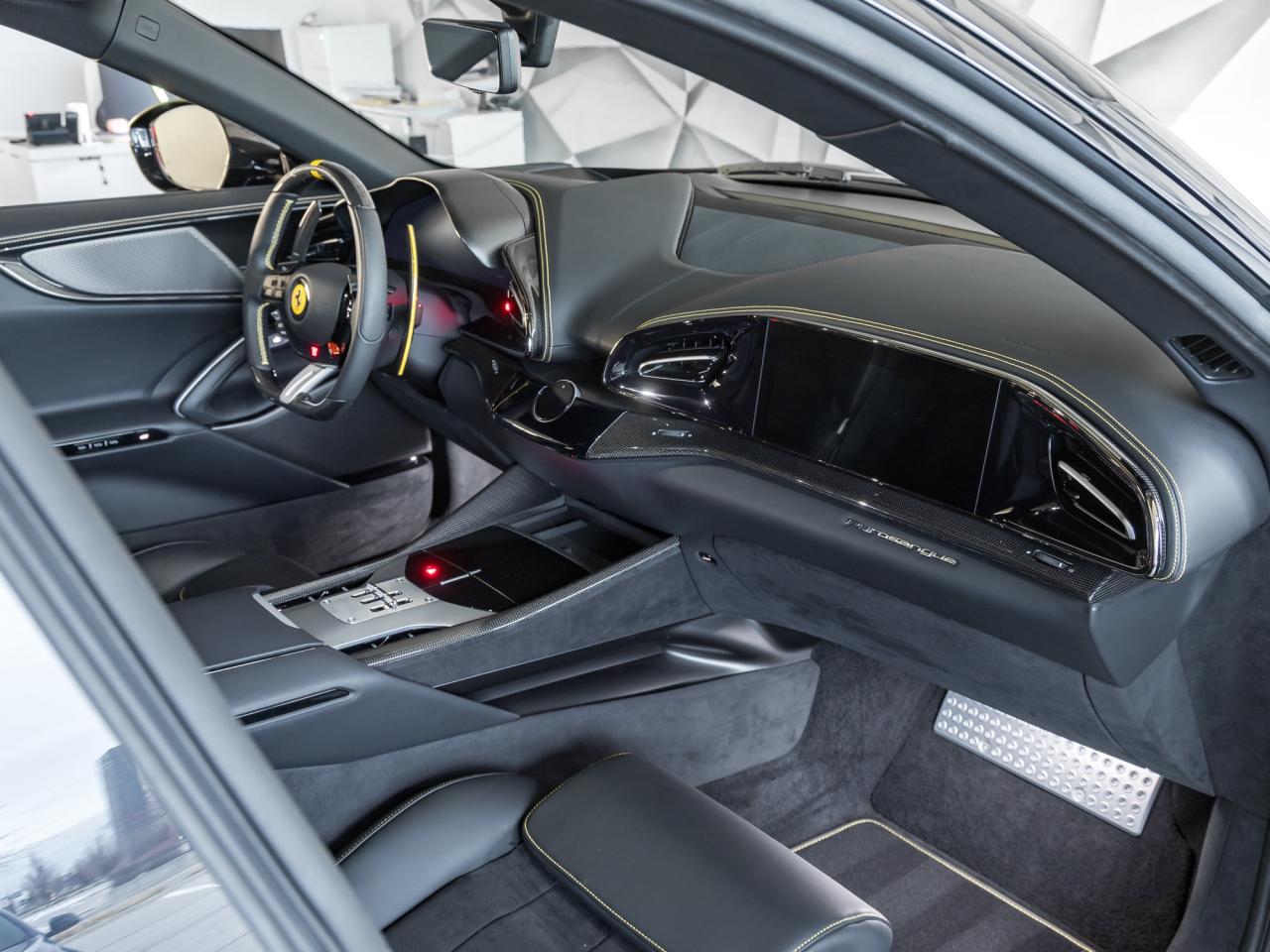 2024 Ferrari Purosangue AWD Photo