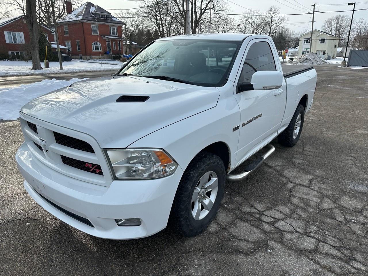 2011 RAM 1500 2WD Regular Cab 6.4 Ft Box R/T Photo0